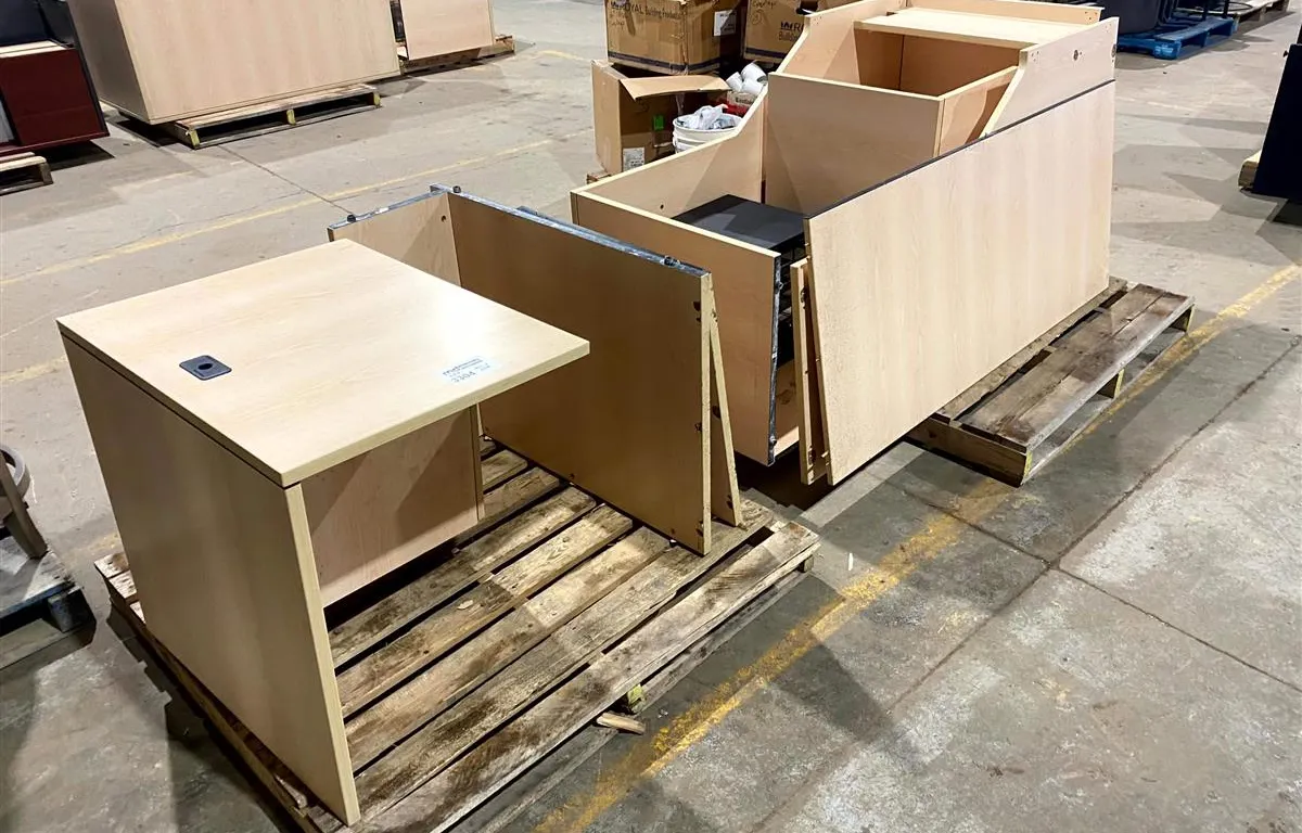 Laminate Office Desk Workstation
UNRESERVED