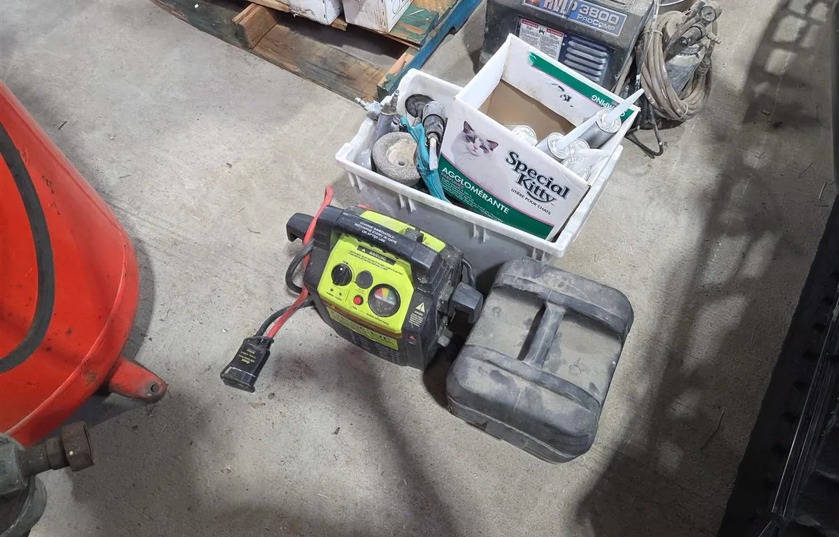 Rescue 1220 Jump Pack & Assorted Shop Tools
UNRESERVED