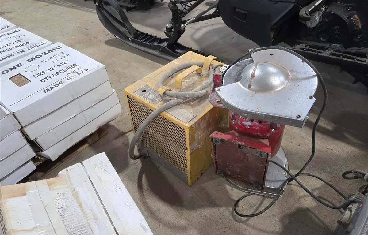 Shop Equipment Assortment
UNRESERVED