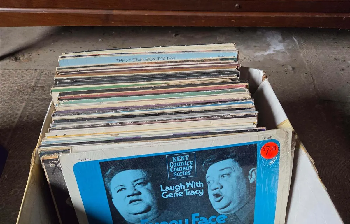 Assorted Vinyl Records
UNRESERVED