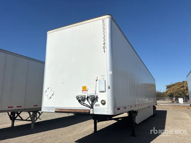 2018 Utility 53 ft x 96 in T/A Van Trailer