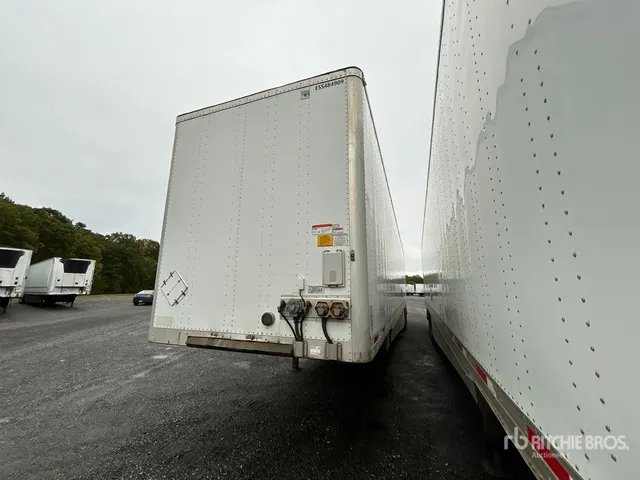2018 Utility 48 ft x 102 in T/A Van Trailer