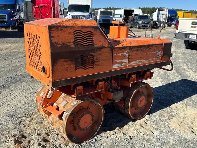 Ampac P33/24 Trench Compactor