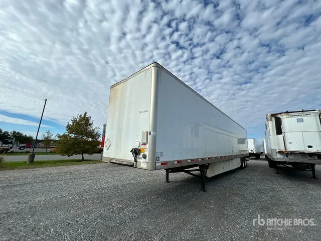 2019 Utility 53 ft x 102 in T/A Van Trailer