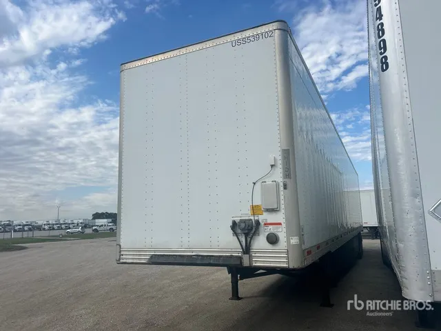 2015 Utility VS2DX 53 ft x 102 in T/A Van Trailer