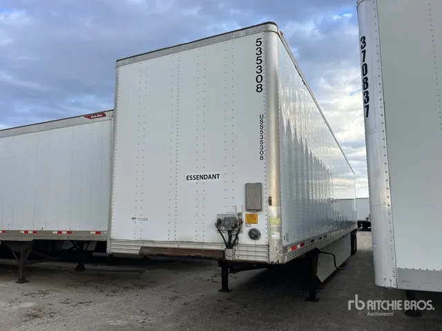 2013 Utility VS2DX 53 ft x 102 in T/A Van Trailer