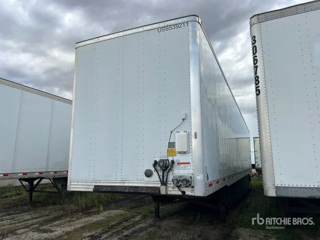 2015 Utility VS2DX 53 ft x 102 in T/A Van Trailer