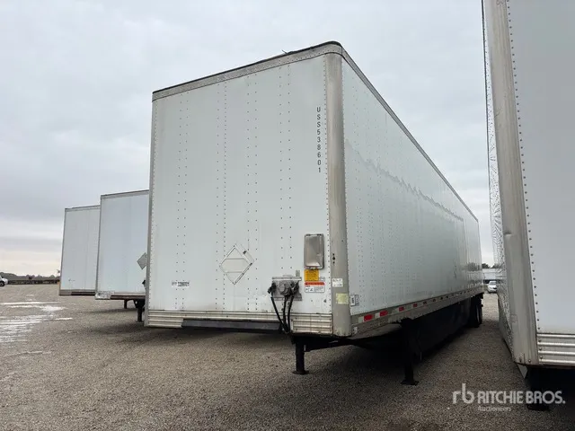 2015 Utility VS2DX 53 ft x 102 in T/A Van Trailer