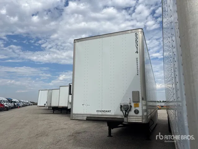 2013 Utility VS2DX 53 ft x 102 in T/A Van Trailer