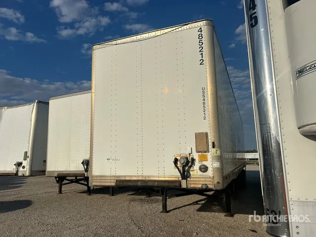 2013 Utility VS2DX 48 ft x 102 in T/A Van Trailer