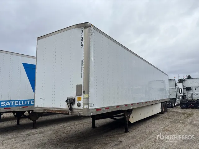 2013 Utility VS2DX 53 ft x 102 in T/A Van Trailer