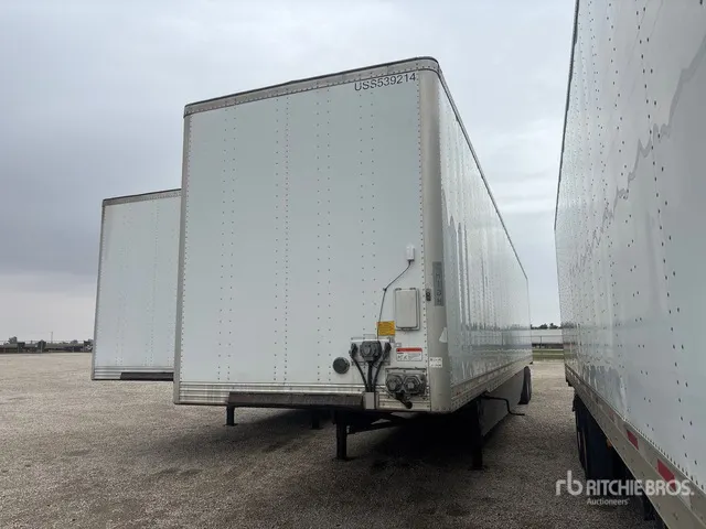 2015 Utility VS2DX 53 ft x 102 in T/A Van Trailer