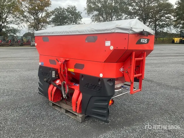 2018 Kuhn Axis M40.2 EMC Fertilizer Spreader
