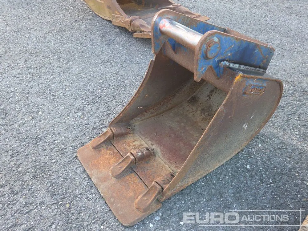 2012 Lehnhoff 15" Digging Bucket to suit MS03