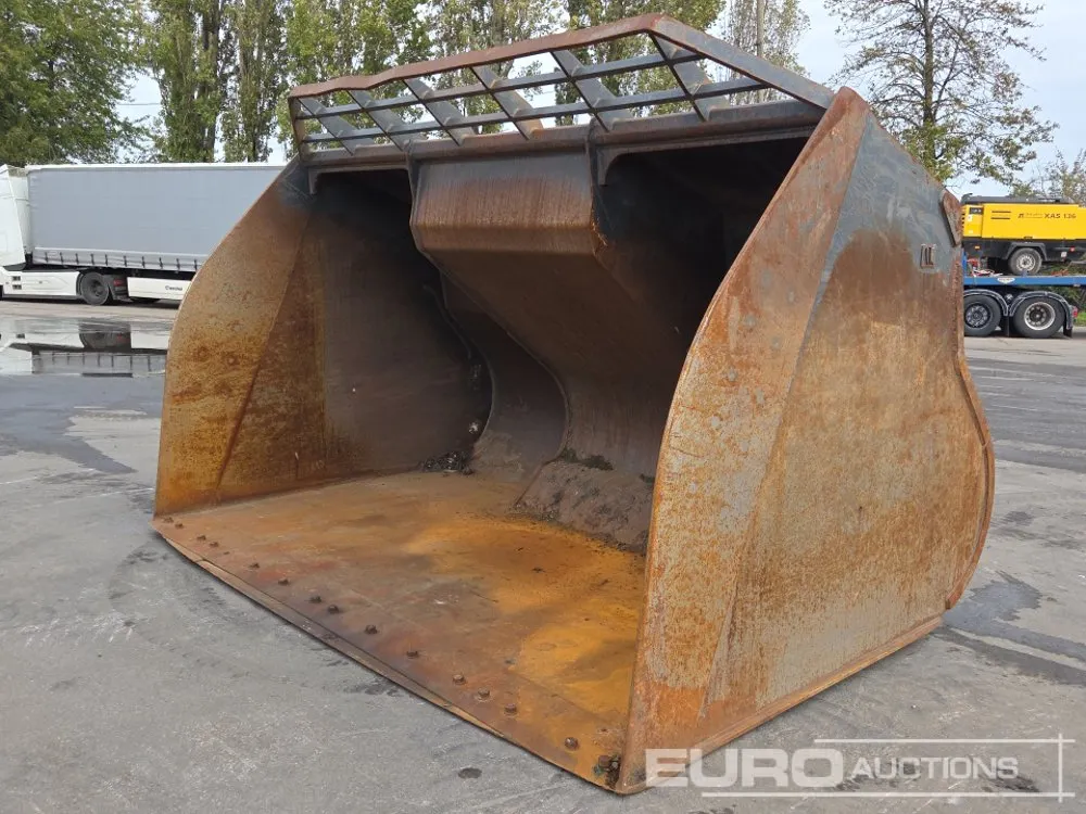 2021 LRT 149" Front Loading Bucket to suit Wheeled Loader
