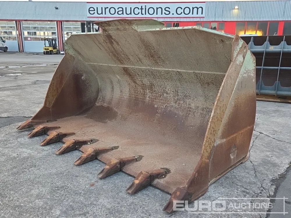 2019 114" Front Loading Bucket to suit CAT 950M