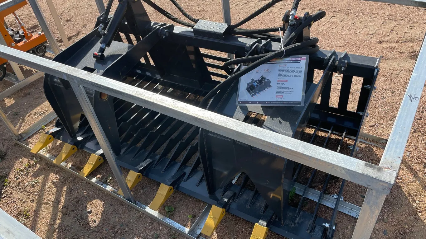 LandHonor Hydraulic Rock Bucket Attachment