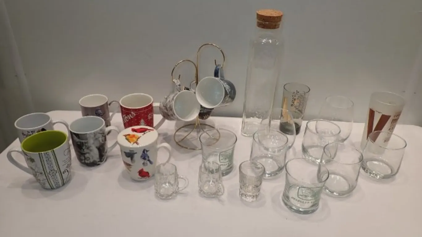 Coffee Mugs & Drinking Glasses