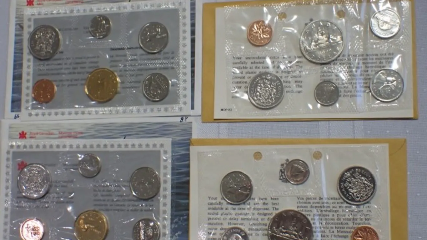 CDN Coin Sets