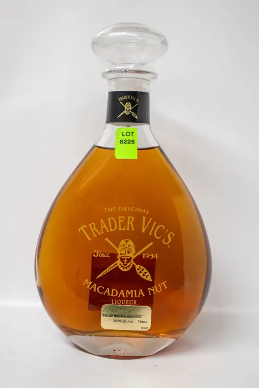 THE ORGINAL TRADER VIC'S MACADAMIA NUT 750ML 26.5%