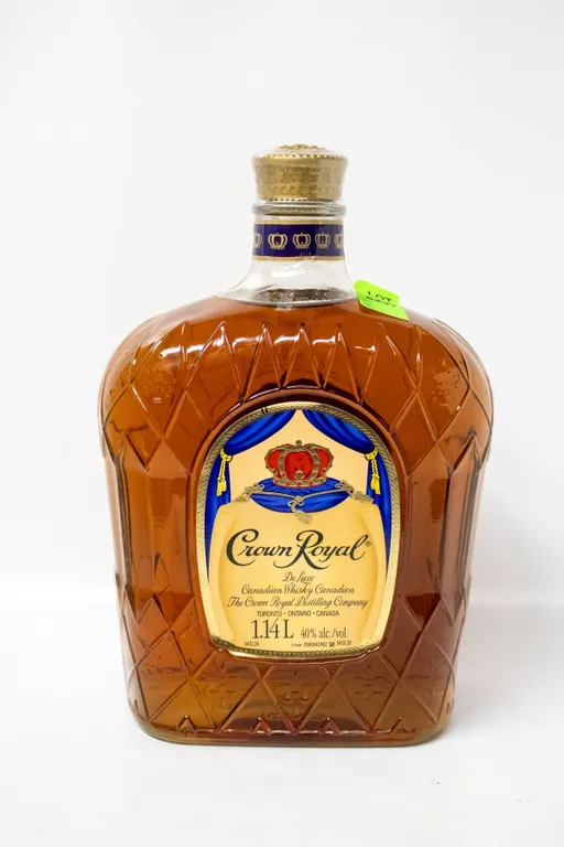 CROWN ROYAL DE LUXE CANADIAN WHISKY 1.14L 40%