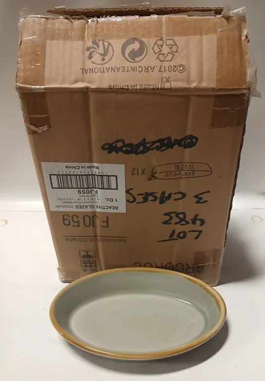 12 NEW ARCOROC WHITE TERRASTONE OVAL BAKERS