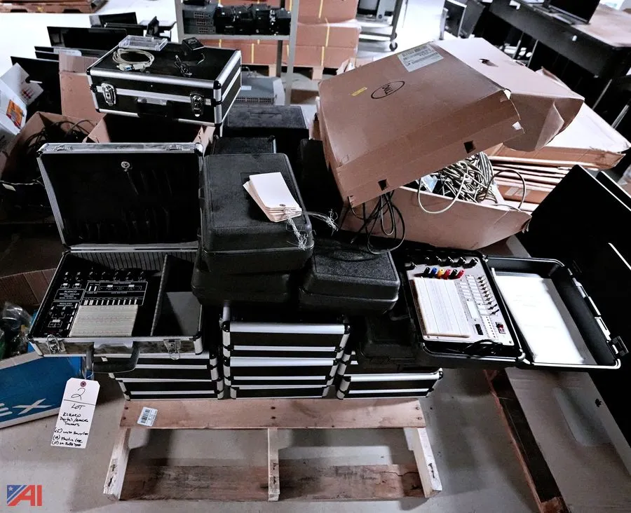 Lg Group of Elenco Digital/Analog Trainers
