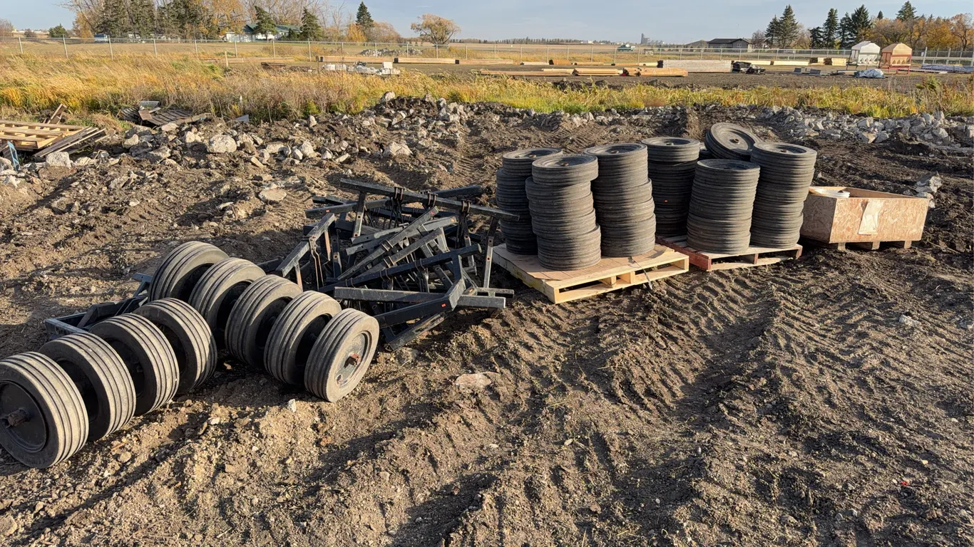 Qty of Bourgault packers