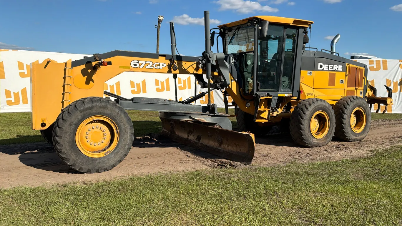2017 DEERE 672GP MOTORGRADER SN: 1DW672GPKHF682754