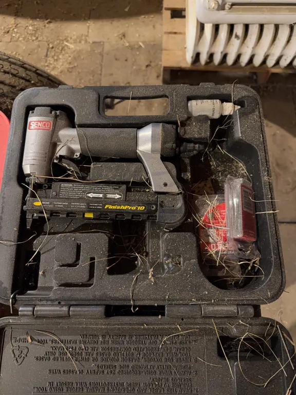 Senco Air Stapler