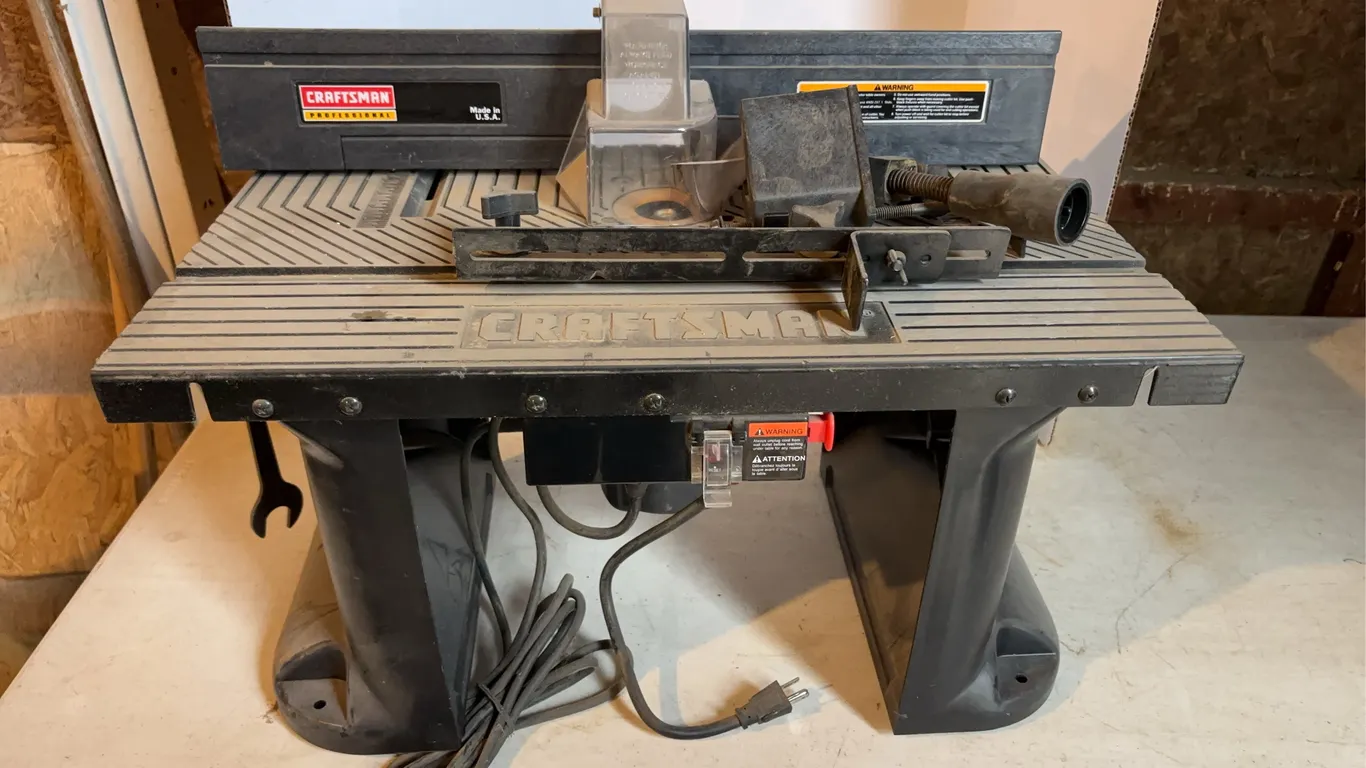 Craftsman Table Rounder