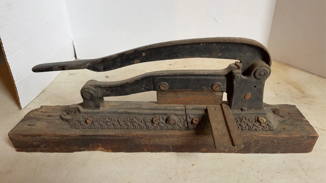 Antique Plug Cutter