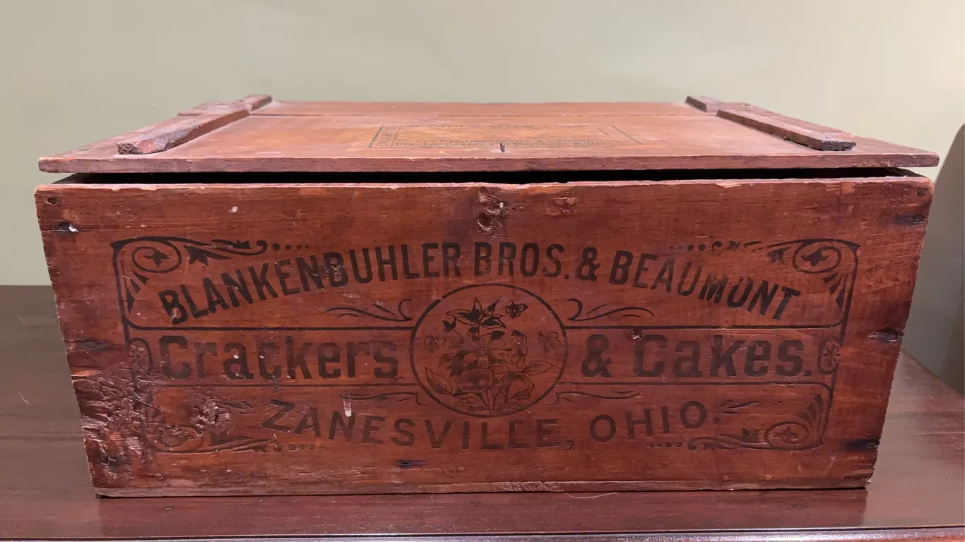 Vintage Zanesville Blanken Buhler Bros Cracker Box