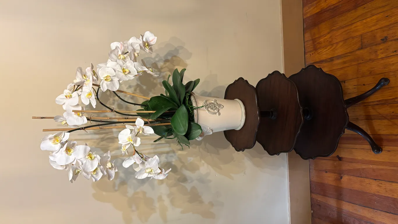 3 Tier Display 32" And Flower Pot
