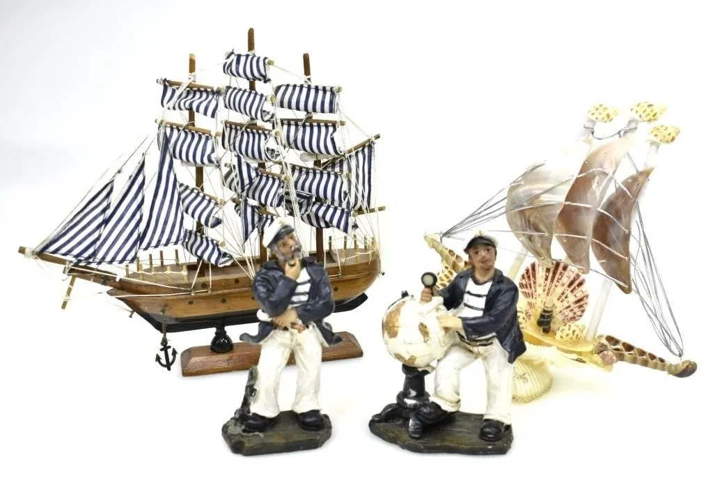 SAILORS AND SAILBOATS