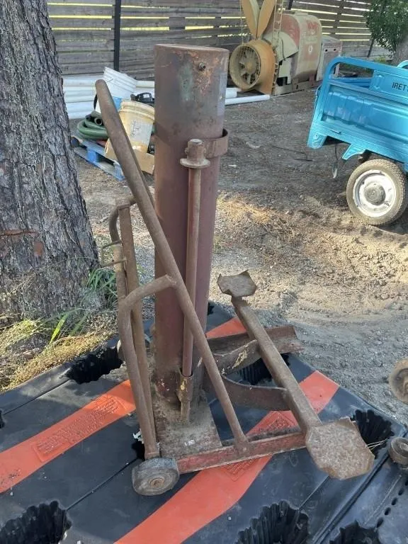 Bumper jack