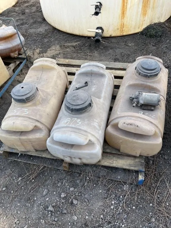 SMALL TANK X3