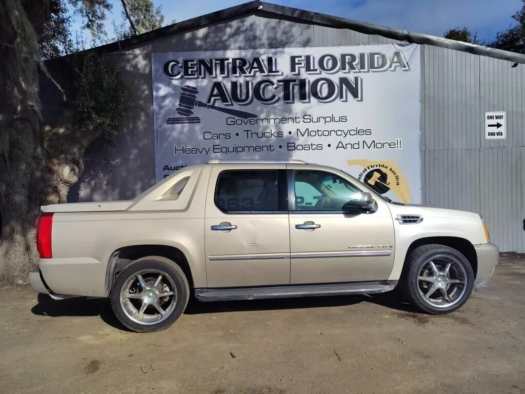 2007 Cadillac Escalade EXT Base