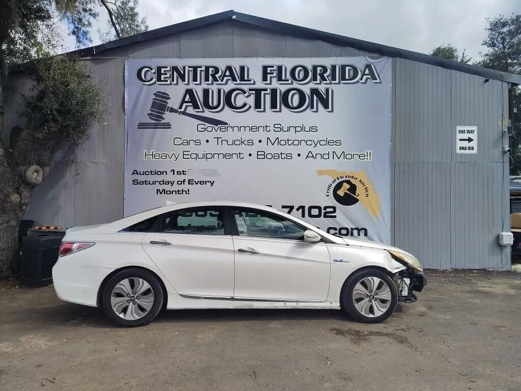2013 Hyundai SONATA Hybrid RUNS/MOVES Base