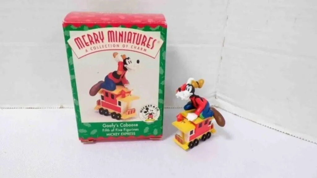 1998 Hallmark Goofy's Caboose Train Tree Ornament