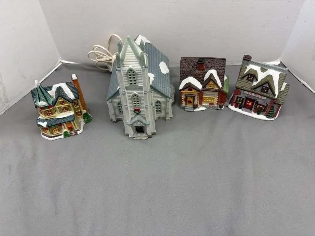 Lighted Xmas Village