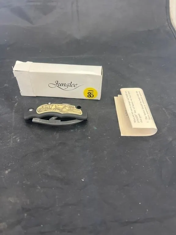 Jungli Scrimshaw Z Deer Folding Knife in box