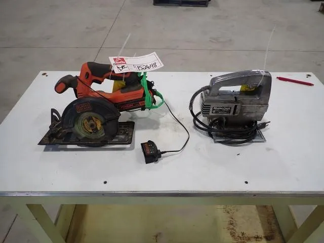 Black & Decker Cordless Circular Saw