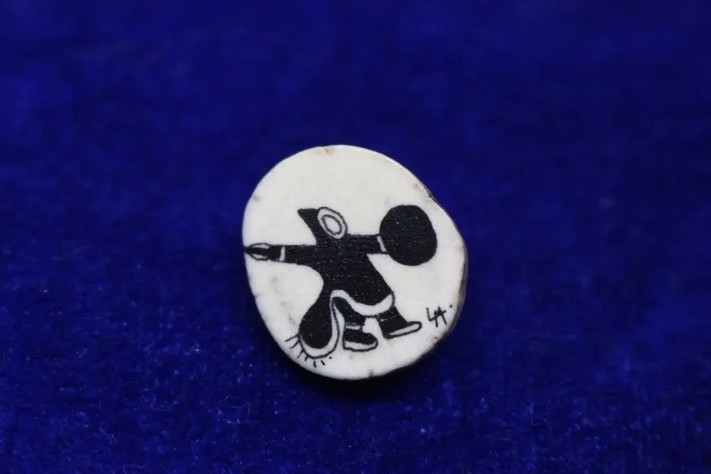 Hay River Inuit Carved Pin, Hunter Design, LA
