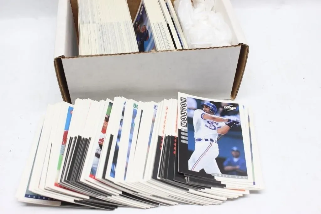 Lot of Score Baseball Trading Cards
