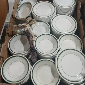 Large box assorted White/Green small plates,