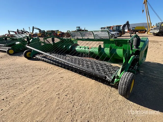 John Deere BP15 15 ft Belt Combine Pickup Header