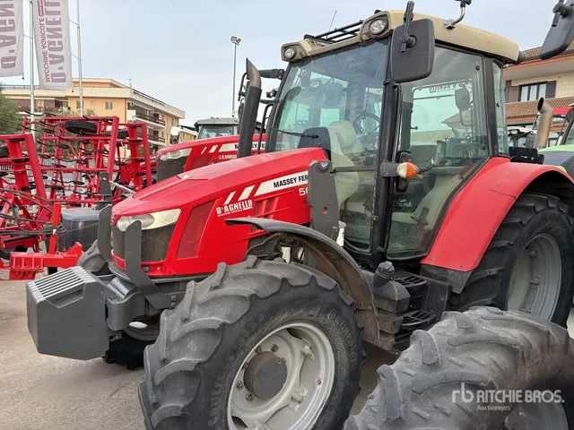 2015 Massey Ferguson 5608 Dyna-4 4WD Tractor