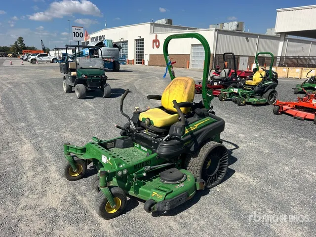 2023 John Deere Z950M ZTrak M Series Zero-Turn Lawn Mower