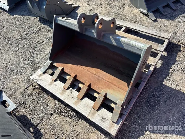 Wacker Neuson 28Z3 36 in Digging Excavator Bucket